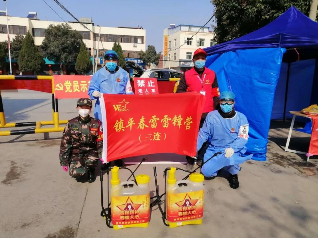 新冠疫情一线人员的坚守与奉献精神赞歌