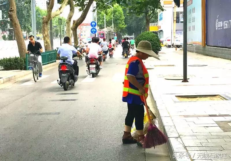 石家庄疫情下的商场关闭与城市的静默守护者