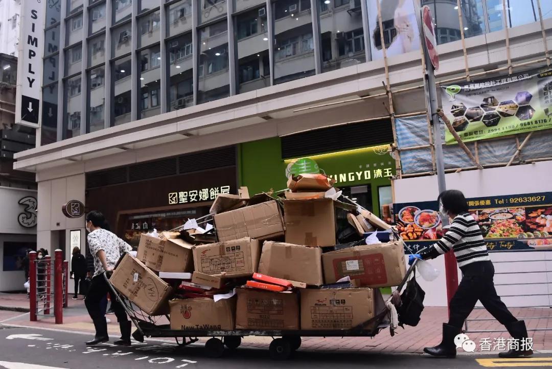 香港疫情防控全面升级，南京经验启示下的抗疫新篇章