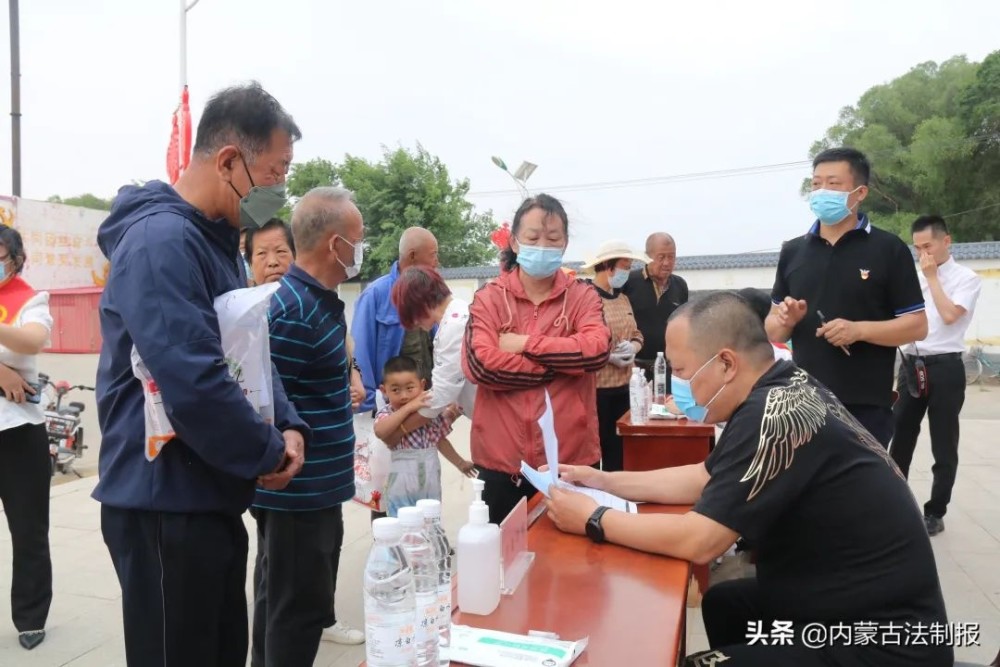 北京河南村村委会电话，村民与公共服务的沟通纽带