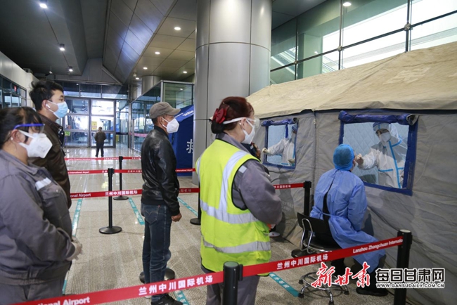 沈阳机场筑牢疫情防控空中防线，保障旅客安全出行
