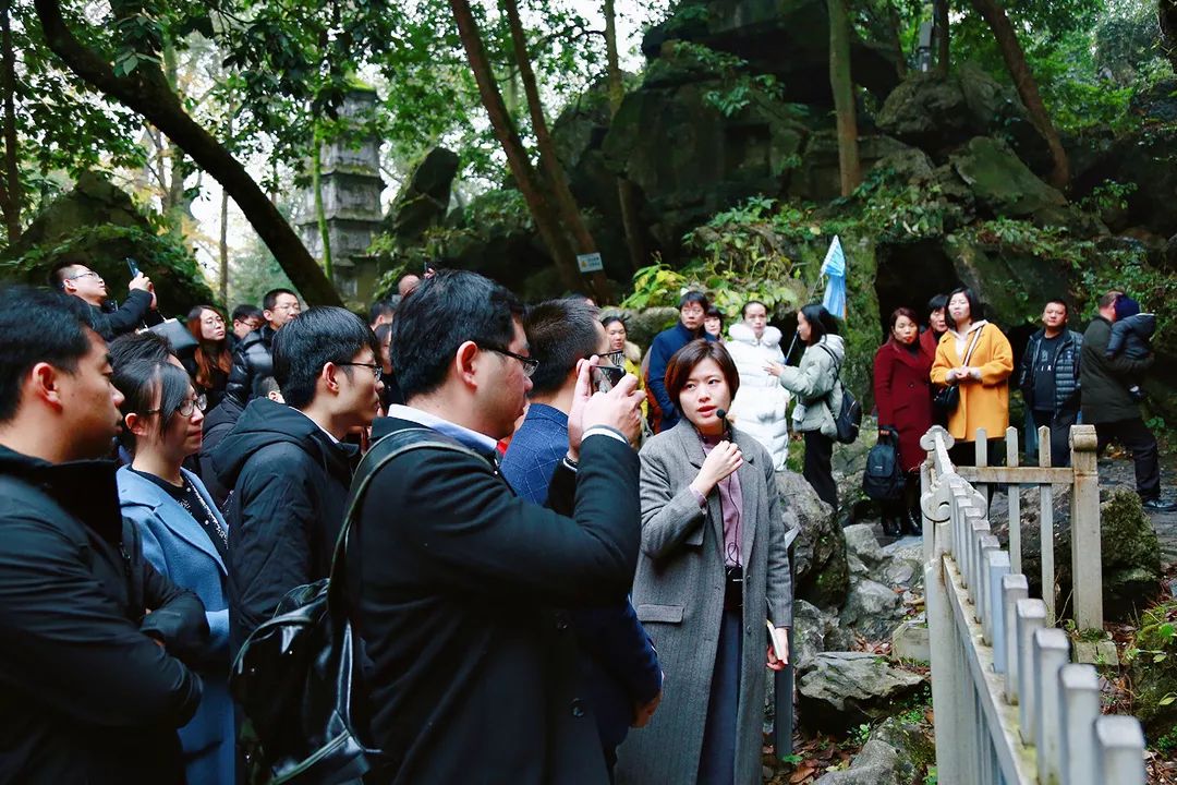 澳门与杭州疫情防控展现积极态势，疫情受控，两地动态更新