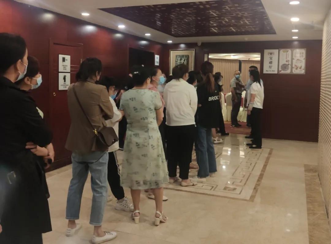 澳门与上海携手联防联控，共同筑牢健康防线应对疫情挑战