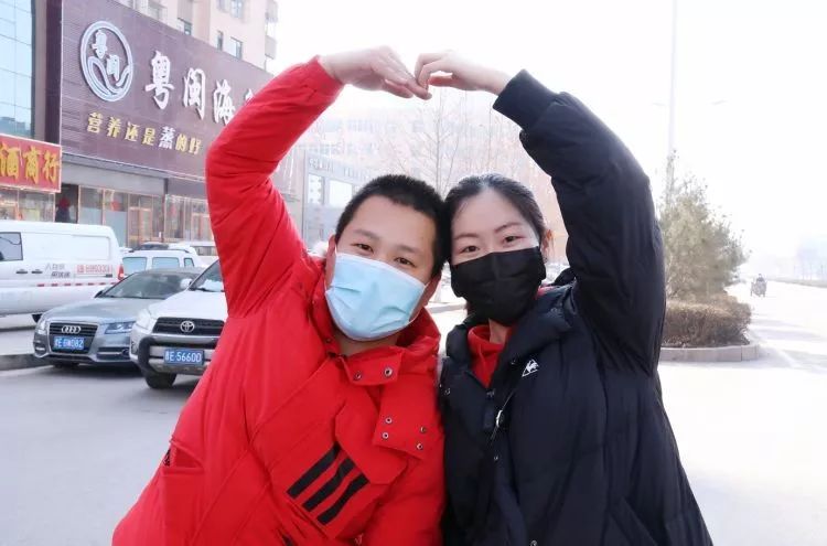 疫情期间仁爱故事，温情与坚韧的简短篇章