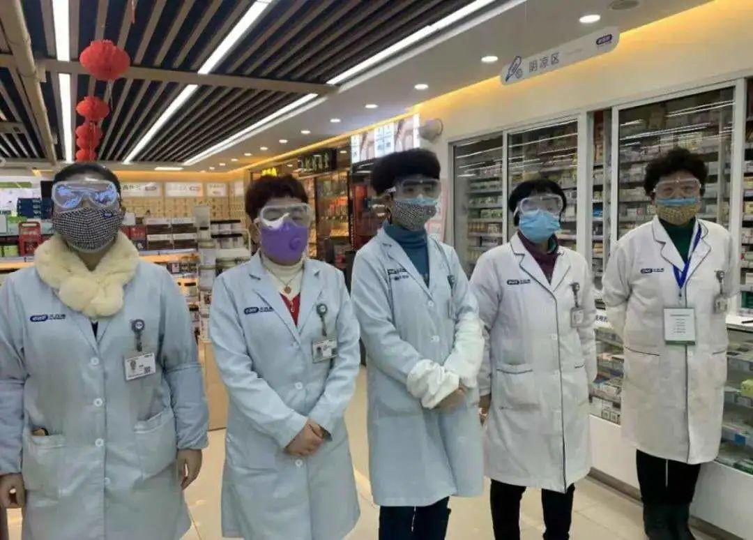 疫情下的大家庭，挑战与温情交织的时光