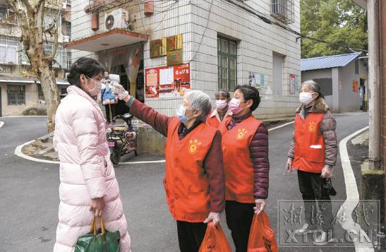 2022新冠疫情百科全书，全面解析疫情发展与防控措施