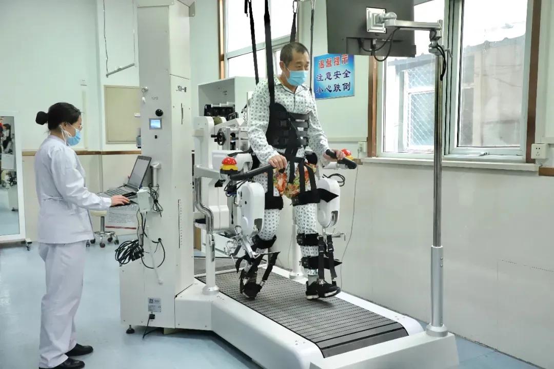 2022新冠疫情百科全书，全面解析疫情发展与防控措施