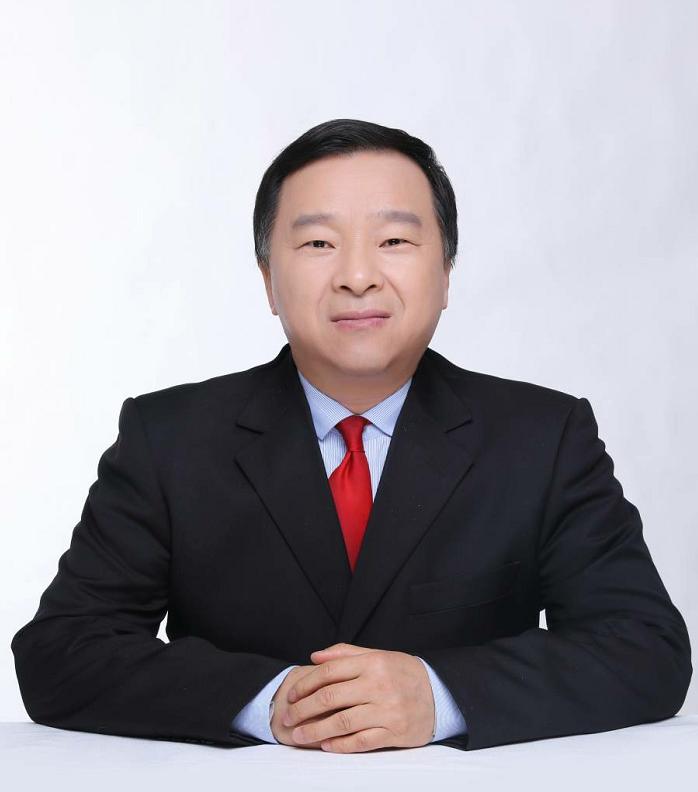 疫情挑战与希望交织的2020最后一天
