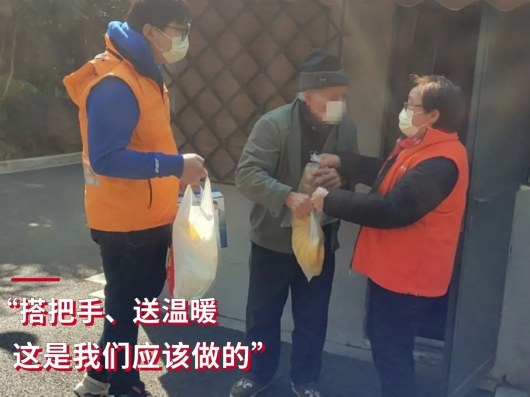 邻里互助的温暖瞬间，疫情中的难忘记忆