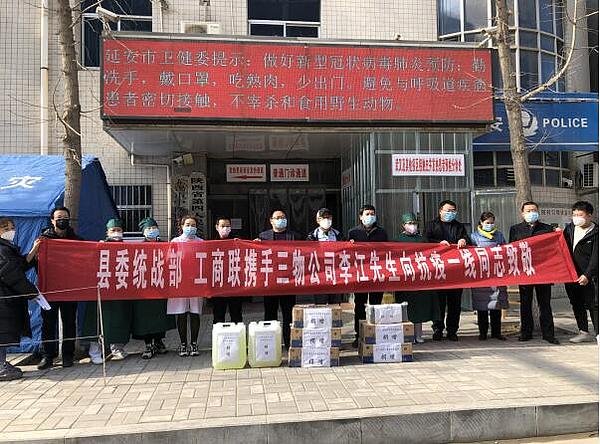 疫情期间医护人员英勇奋战，无畏逆行者的感人故事