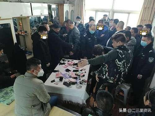 疫情期间医护人员无畏守护，战士风采与生命灯塔的图片故事