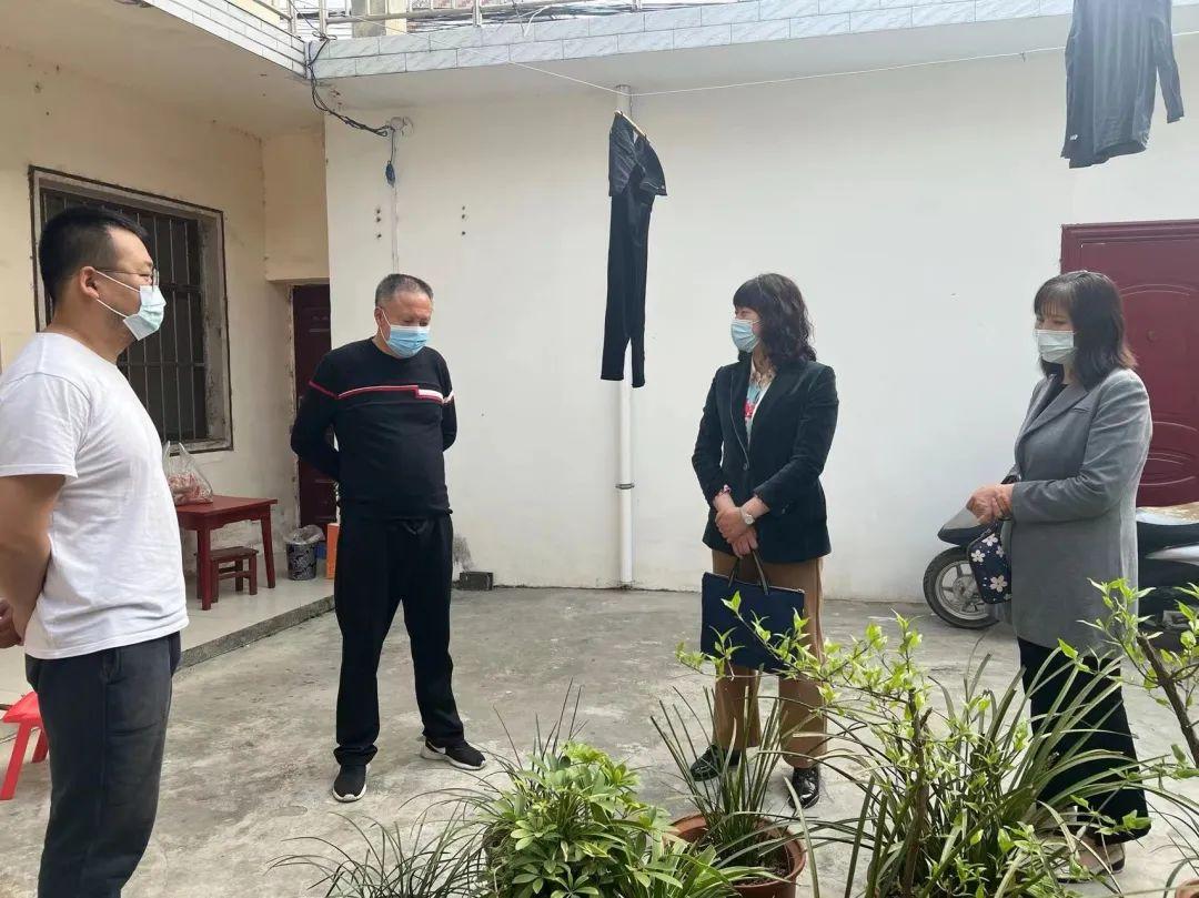 疫情期间英雄人物事迹感人回顾