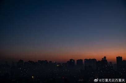 疫情三年终破晓，曙光再现人间曙光