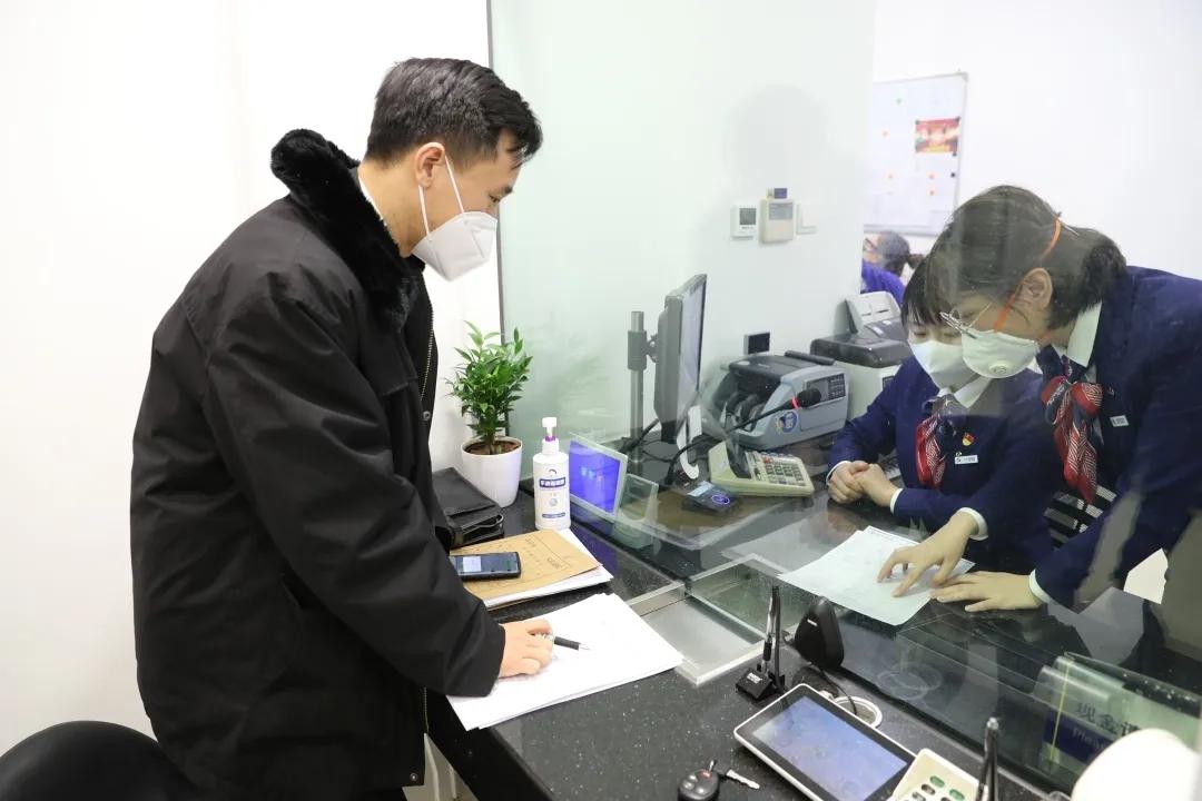 北京疫情解封时刻，曙光初现，希望与斗志并存