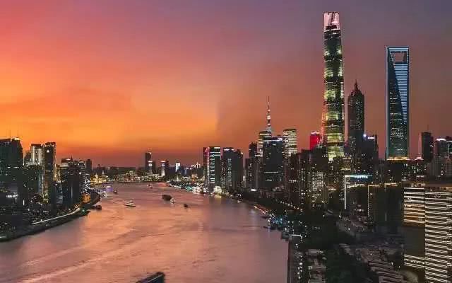 上海疫情解封后的城市重生与希望燃起