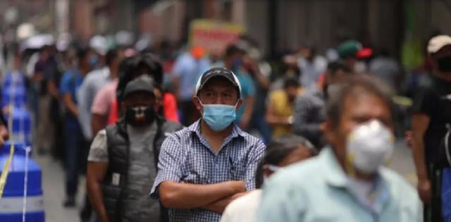 新冠疫情下美国死亡人数及其深远影响