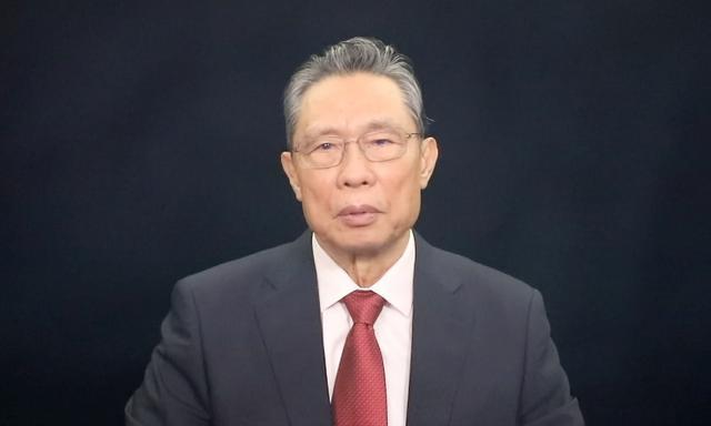 钟南山在抗击疫情中的英勇表现与杰出贡献