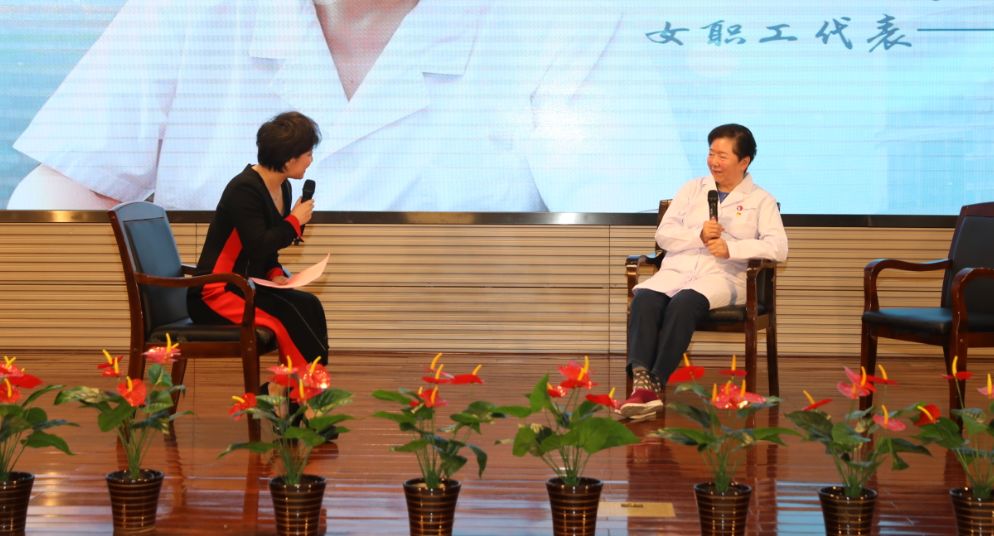 疫情期间杰出医护人员个人事迹典范