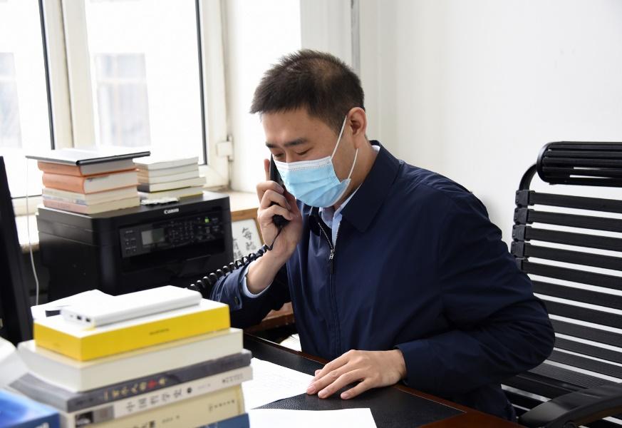 疫情结束预测，2022年底能否迎来转机？观察与探讨