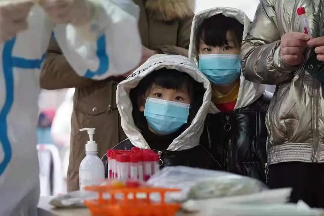 疫情后的新常态，一幅图片引发的深思