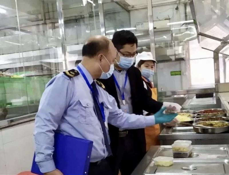 东莞坚决遏制疫情扩散，保障人民群众健康安全公告发布