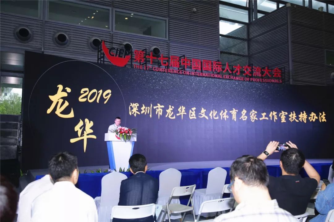 重庆市龙华社区服务中心电话，连接社区与民众的沟通桥梁