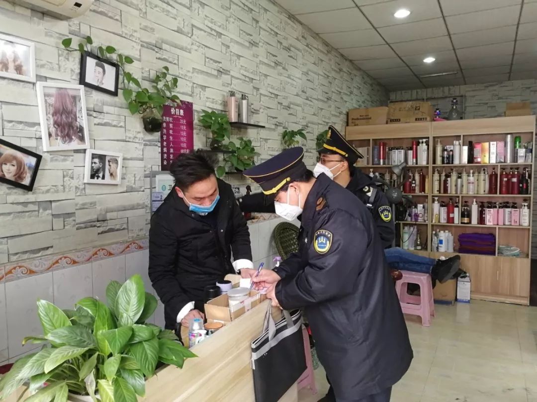 重庆与西安疫情防控动态分析