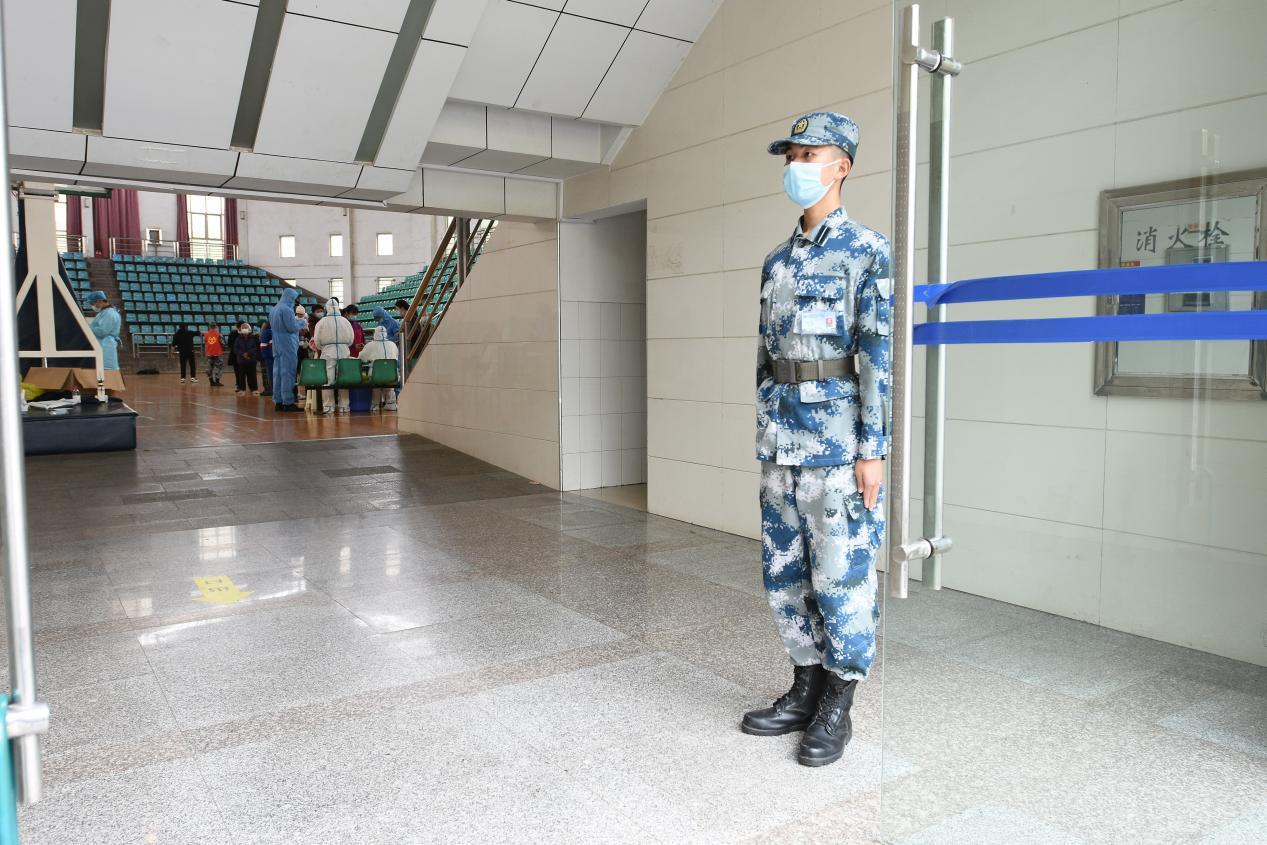 重庆与长沙疫情动态综合报告