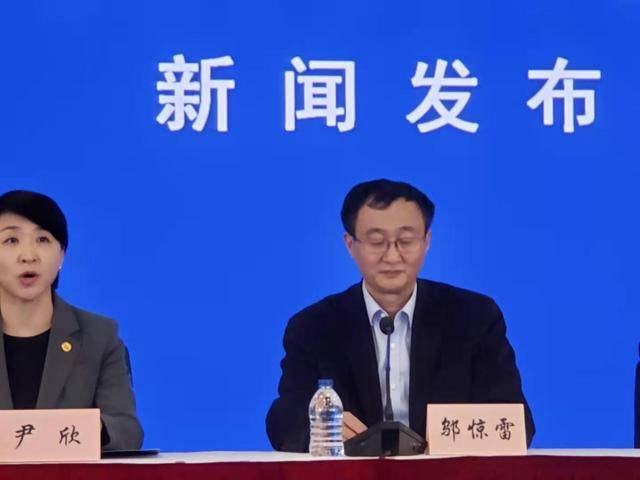 青海省与上海市疫情防控最新动态报告