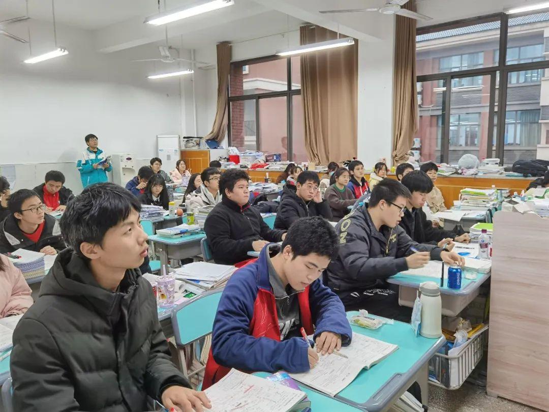 重庆疫情办公室公告，坚定信心，携手共抗疫情