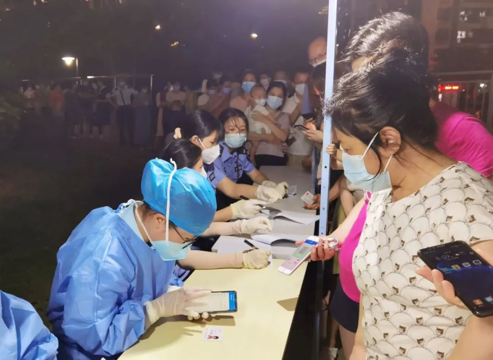 重庆与石家庄疫情现状与应对策略