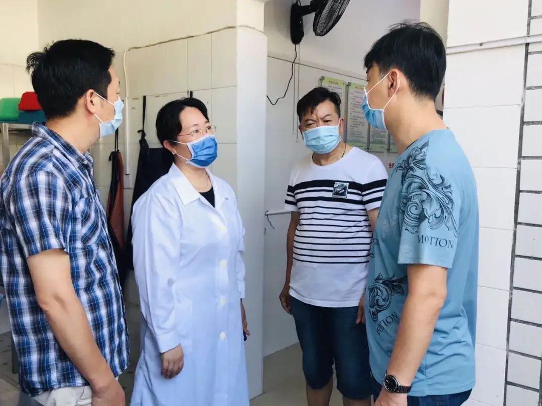 重庆与福州疫情现状与应对策略