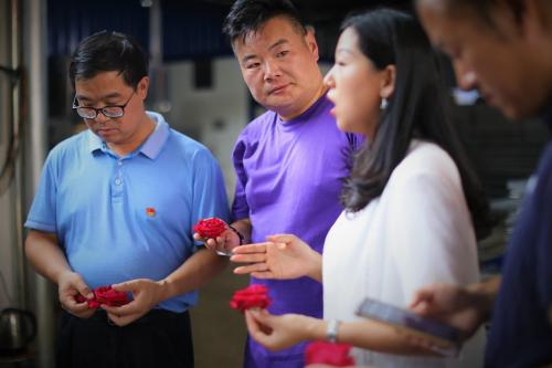 疫情下的云南昆明，挑战与希望并存