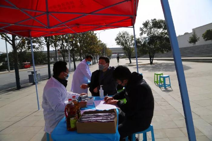 长春疫情下的守望相助，共克时艰时刻