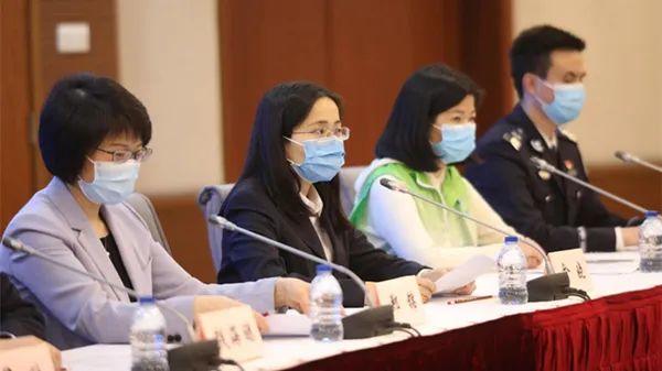 上海新冠疫情下的城市反应与防控措施昨日动态