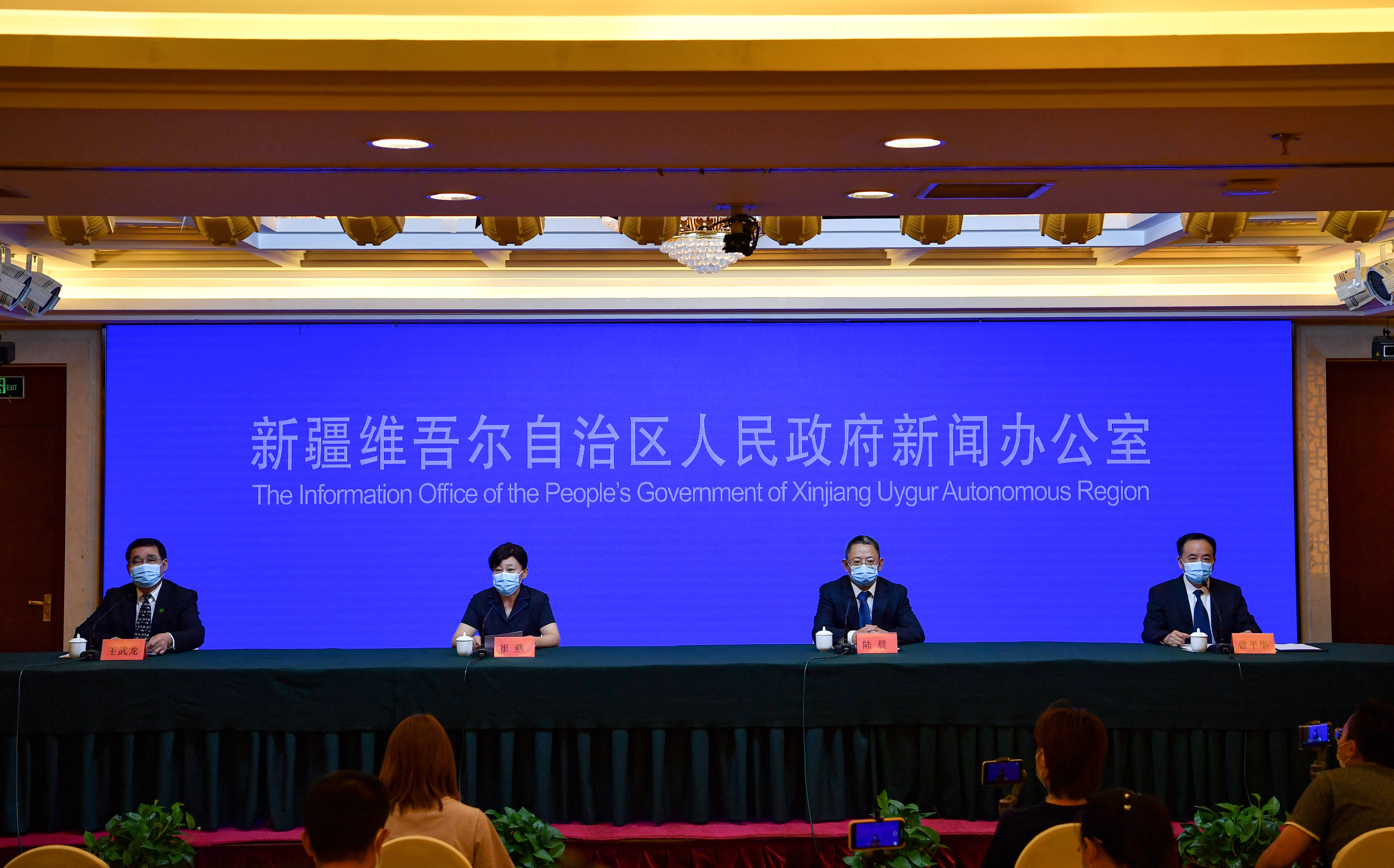 乌鲁木齐疫情再现，人心牵动时刻
