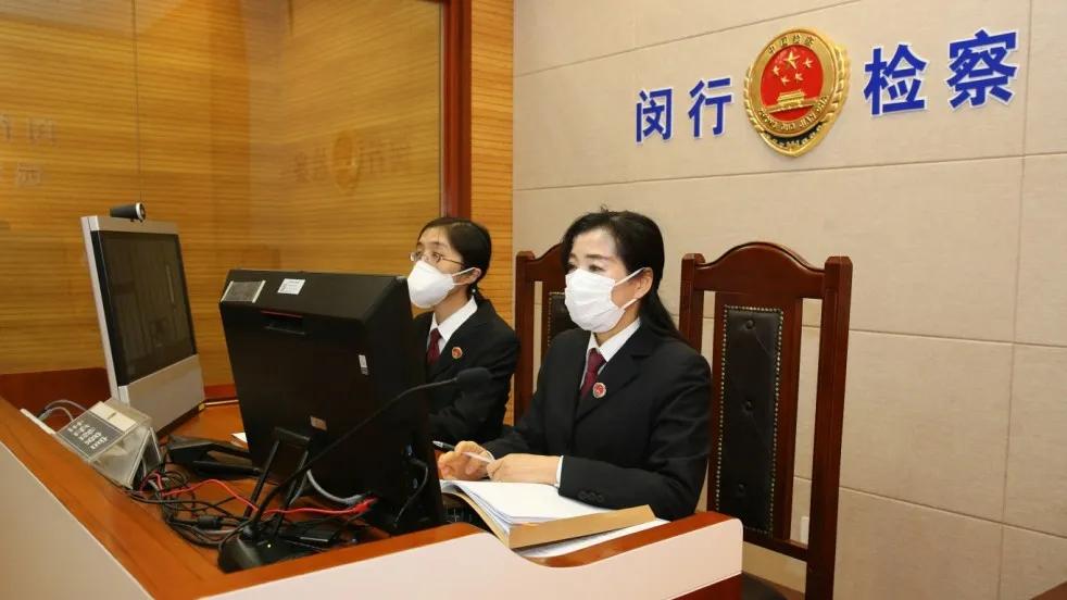 上海解除疫情防控，曙光照亮希望之路