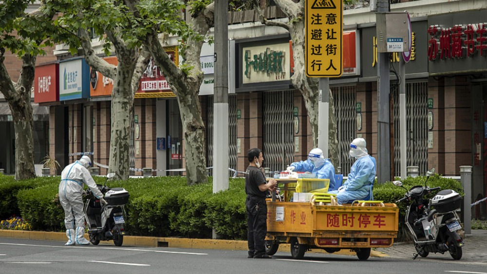 上海解封，城市复苏与防疫新常态同步前行