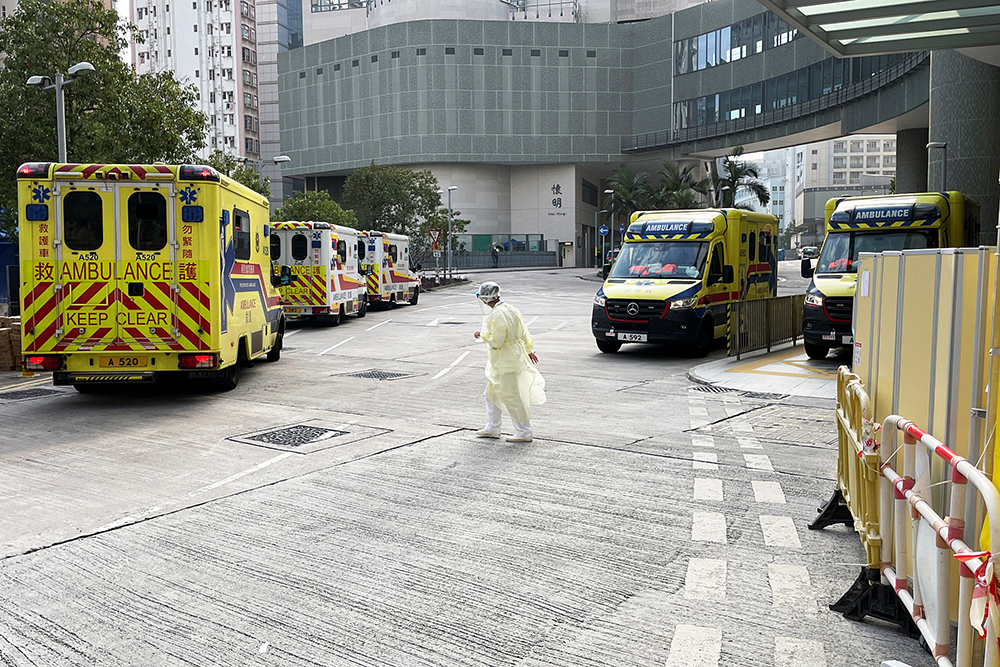 香港疫情解封之路，探索前行