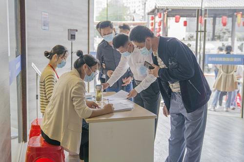 北京疫苗与安徽疫苗，供应、分配与接种情况解析