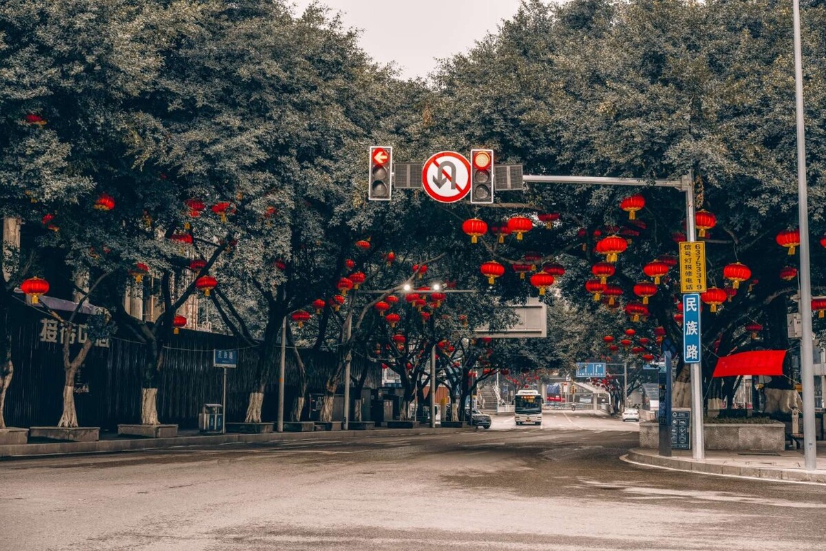 【重庆因疫情封城了吗,重庆因为疫情封城了吗】