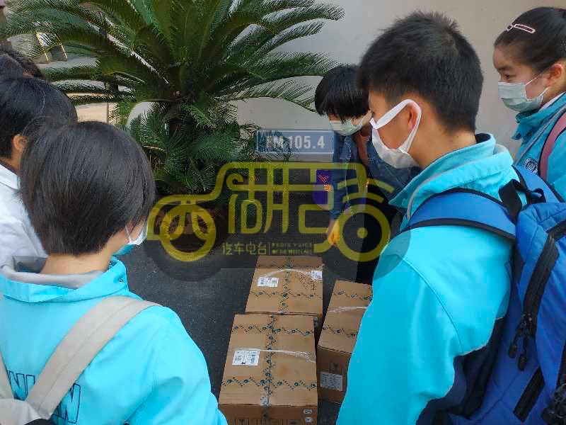 【杭州公交车怎么刷码/杭州公交车刷卡怎么刷】