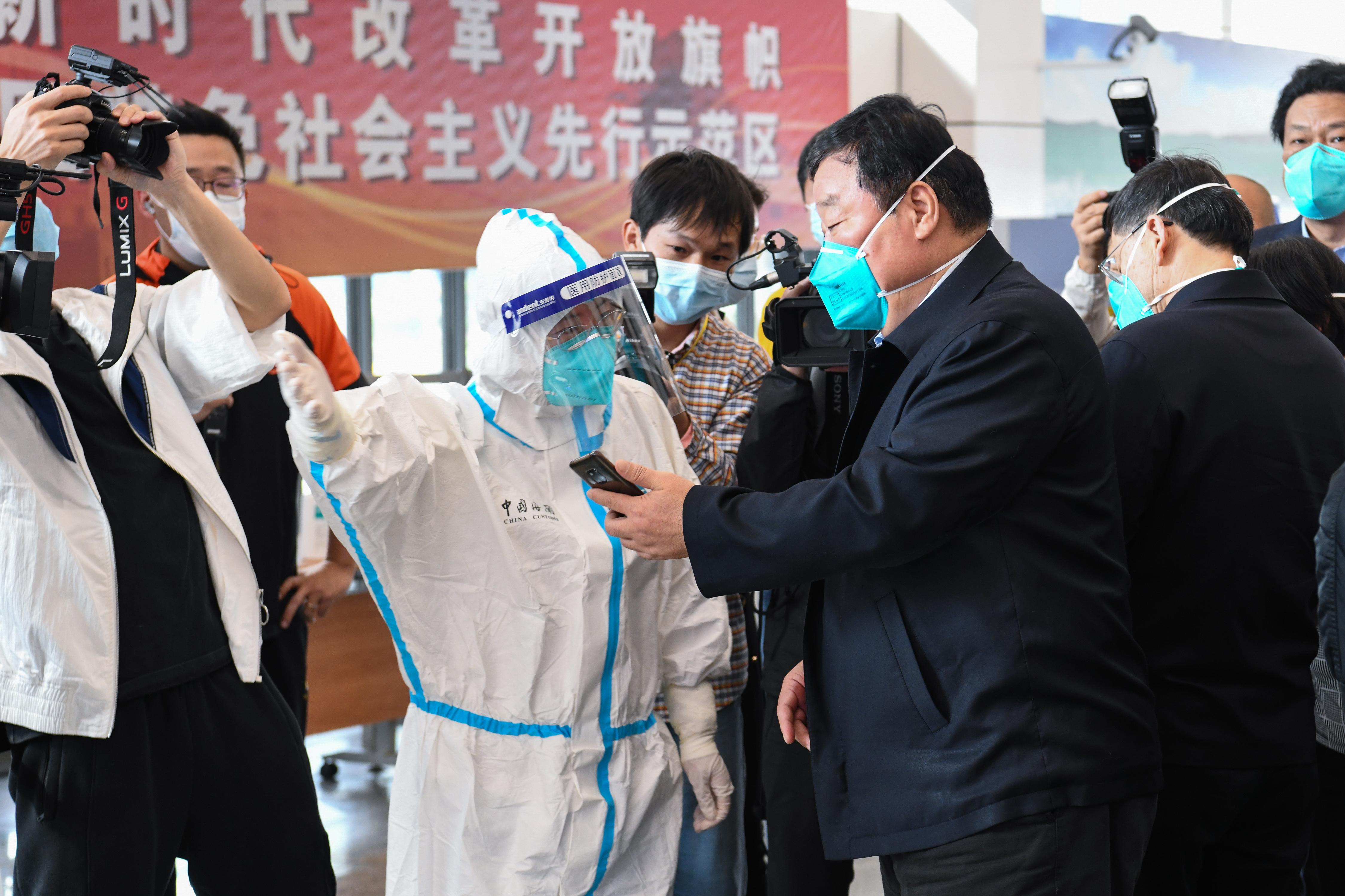 香港疫情现状，防控措施、挑战与未来展望