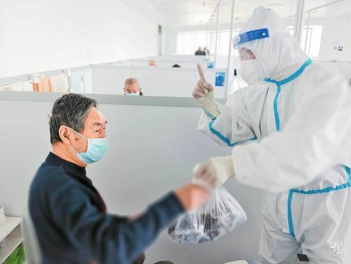 上海卫健委主任的简单介绍