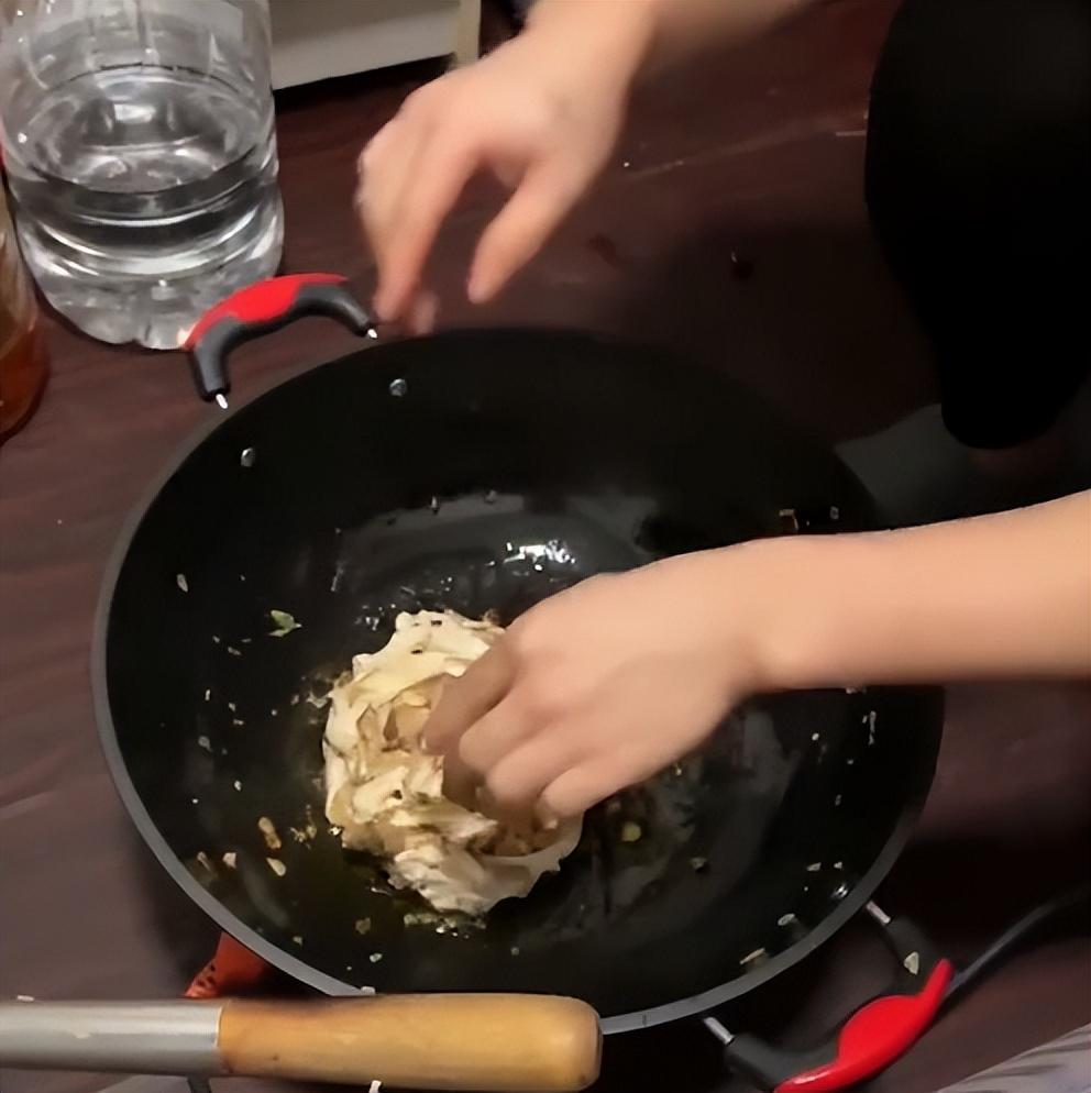 【长春关于疫情自行隔离的通知,长春关于疫情自行隔离的通知最新】