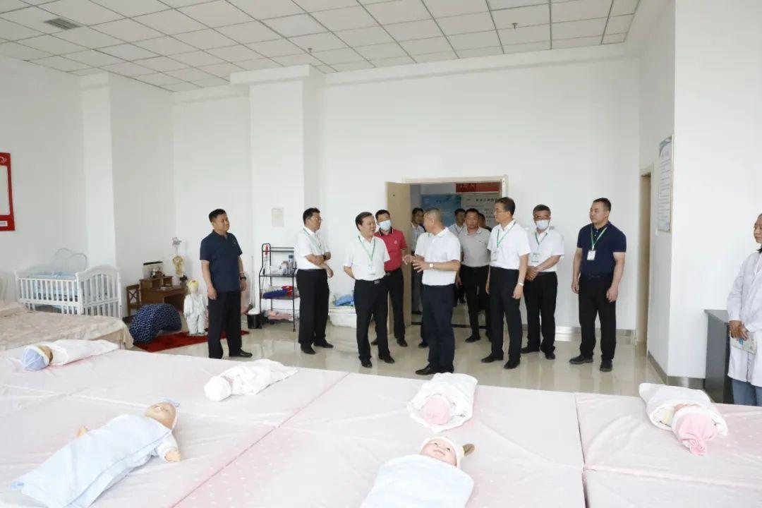 【疫情重庆封城呼和浩特能出城吗,呼和浩特去重庆需要隔离吗】